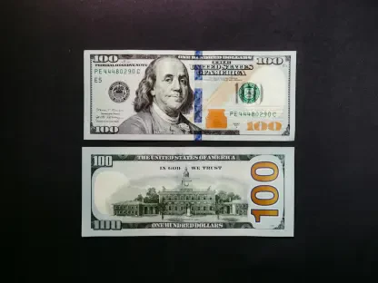Why Is the Cuban Peso Collapsing Against the U.S. Dollar?